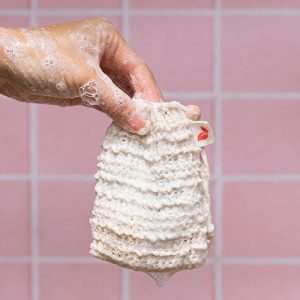 ESSB14-Ethique-Shampoo-and-Soap-Saver-Bag-2